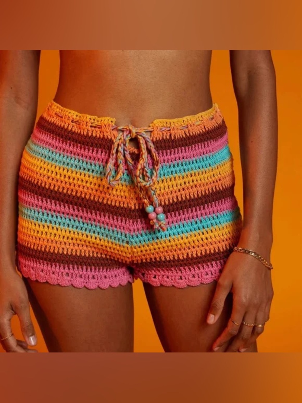 Billabong It's Now Cool Siesta
Women Multi Crochet Shorts size large NWT